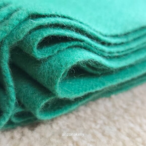 Cashmere Fringe Scarf Kelly Green Thick Soft - Picture 13 of 16